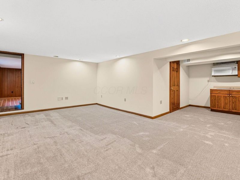 2709 FISHINGER Road, Columbus, OH 43221 Photo 61