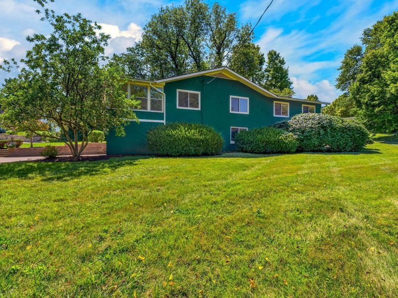 2709 FISHINGER Road, Columbus, OH 43221 Photo 76