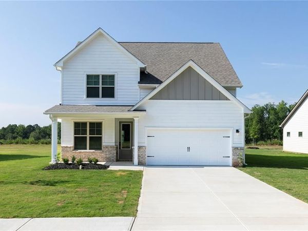 33 Cantrell Court , Dallas, GA 30157
