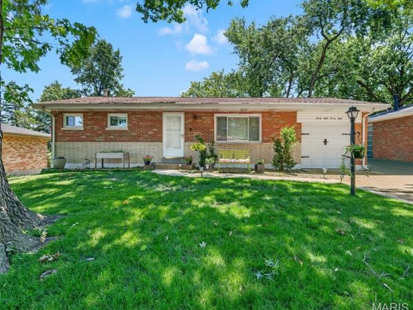 9828 Whitcomb Lane , Affton, MO 63123