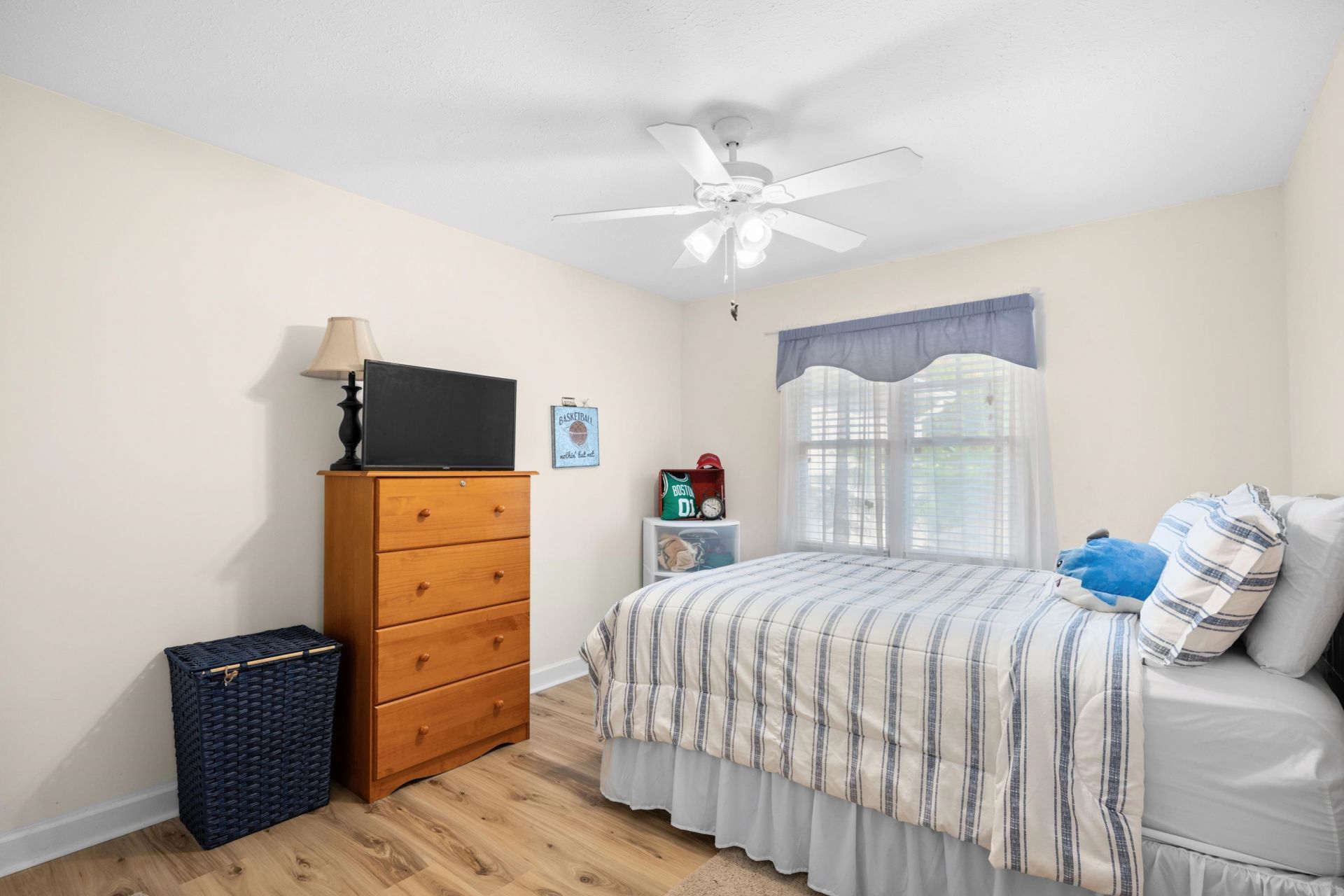 25 Saint Julian Ct. Photo 19