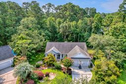 25 Saint Julian Ct. photo 4