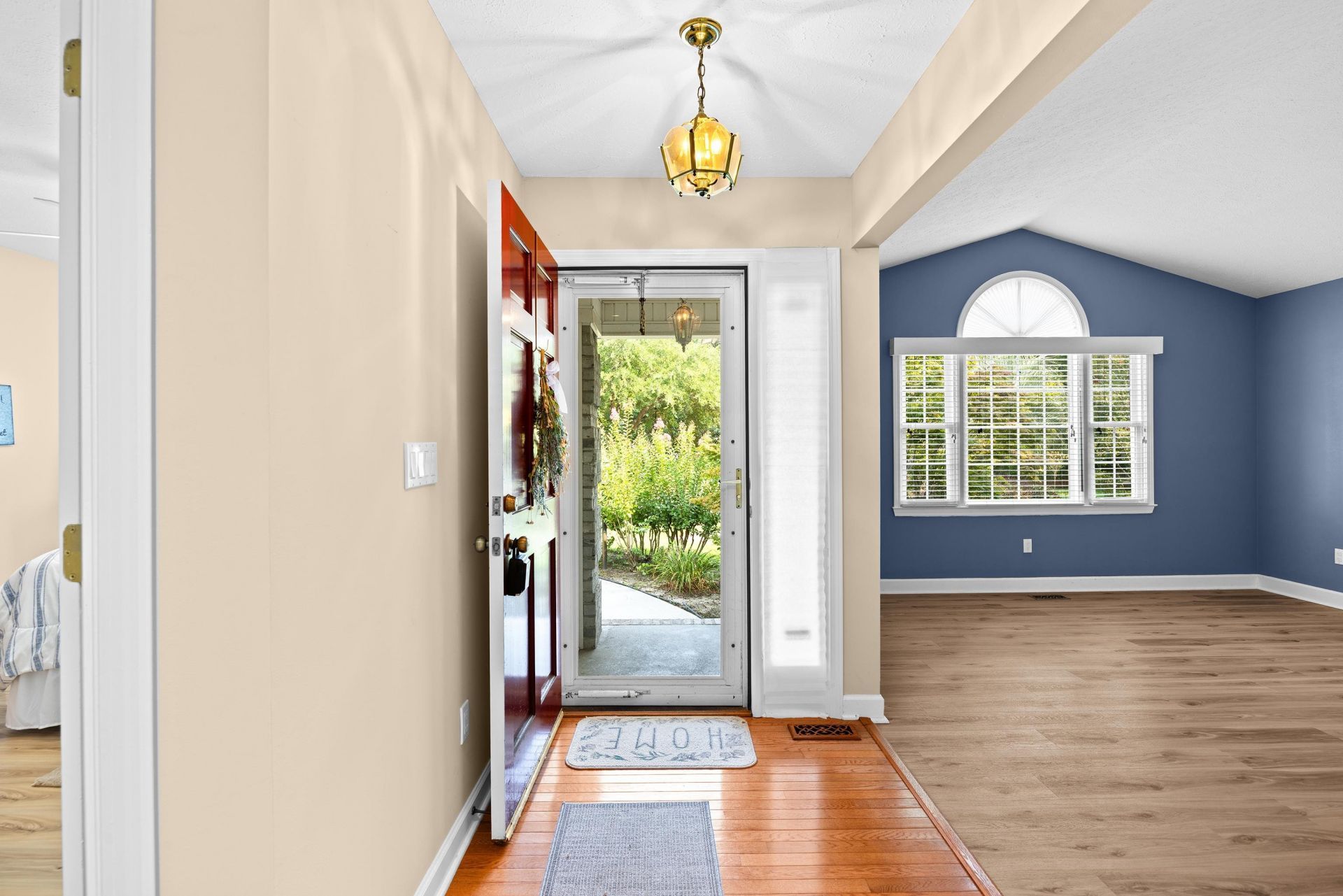 25 Saint Julian Ct. Photo 4