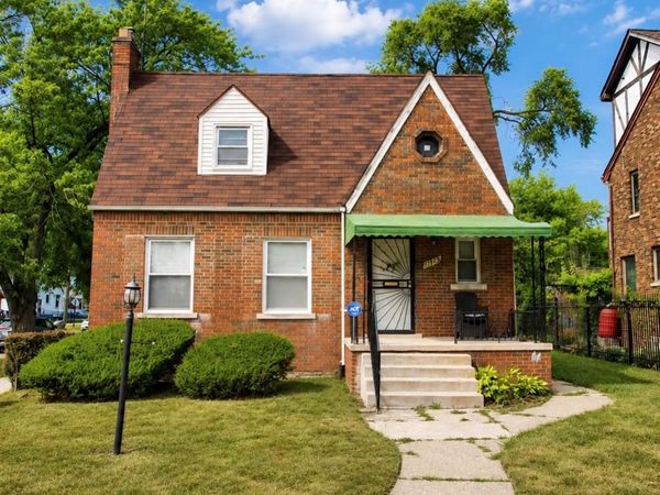 9713 E Outer Drive , Detroit, Mi 48213