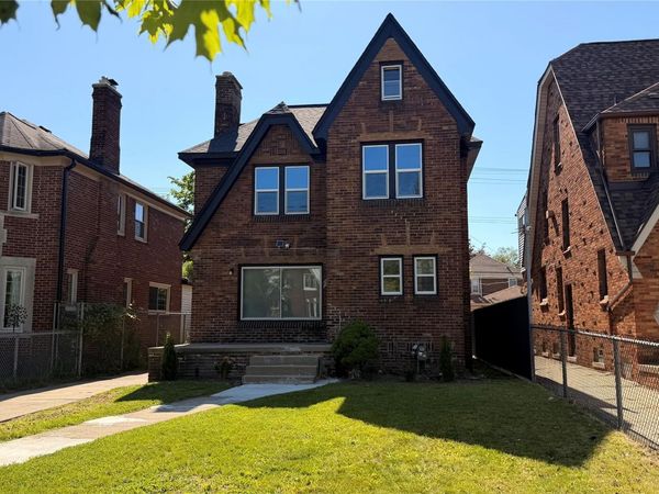 17545 Pennington Drive , Detroit, Mi 48221