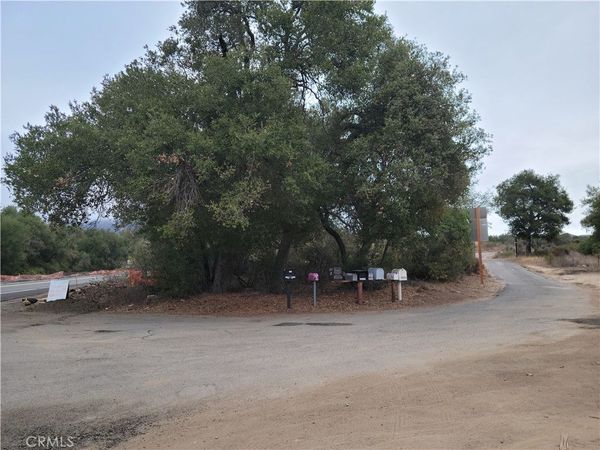 32 E Decker Canyon , Lake Elsinore, CA 92530