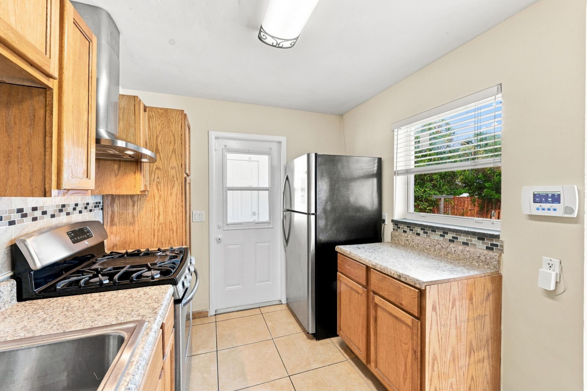 1100 7th Street, Lake Park, FL 33403 Photo