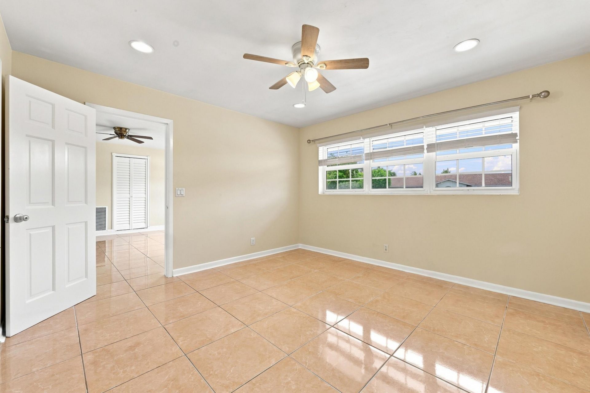 1100 7th Street, Lake Park, FL 33403 Photo