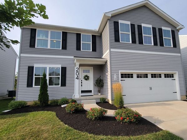 204 Golden Gate Avenue, Springfield, OH 45505