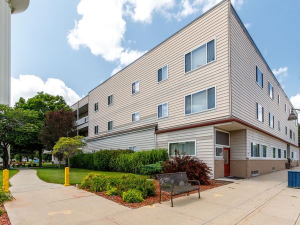 522 Story Street, Unit 303, Story City, IA 50248