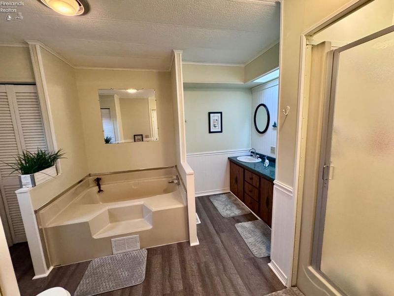 1859 NE Catawba, Unit 127, Port Clinton, OH 43452 Photo 11