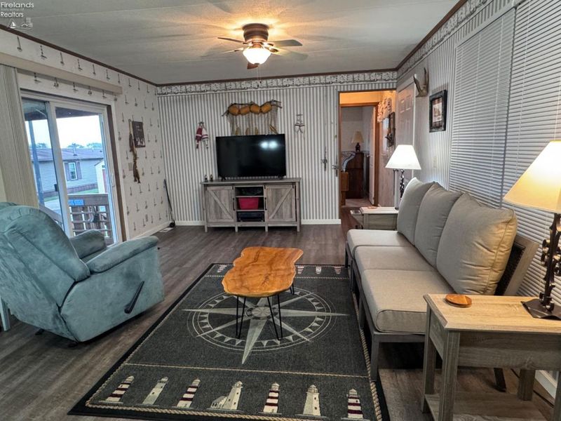1859 NE Catawba, Unit 127, Port Clinton, OH 43452 Photo 3