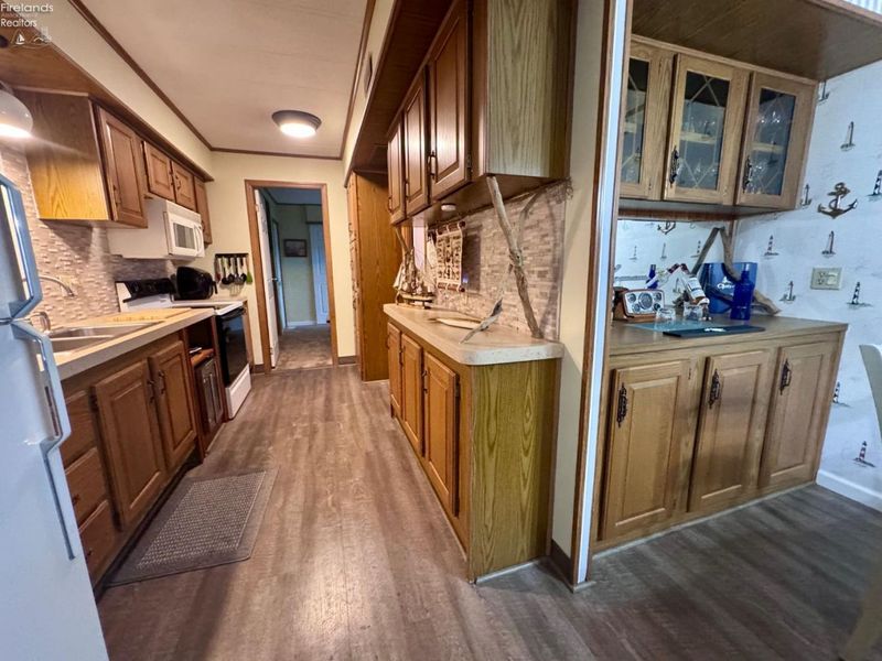 1859 NE Catawba, Unit 127, Port Clinton, OH 43452 Photo 5