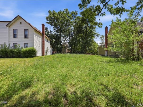 277 Washburn Street , Lockport, NY 14094