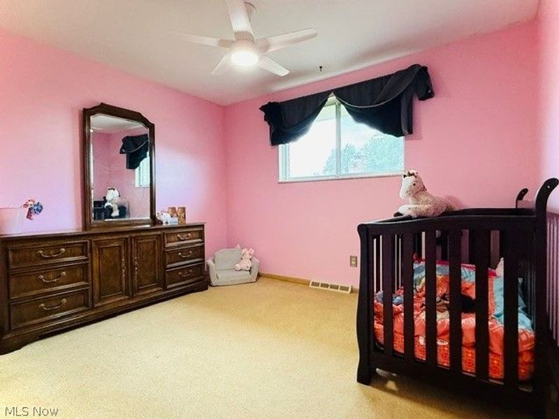 7586 S Tamarack Drive, Parma, OH 44134 Photo 13