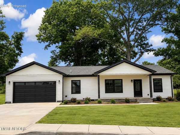 106 Federal Ferry Circle, Vonore, TN 37885