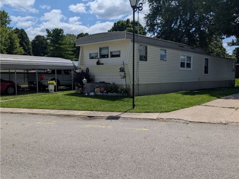2445 Columbus-Lancaster Road NW, Unit 129, Lancaster, OH 43130 Photo 2