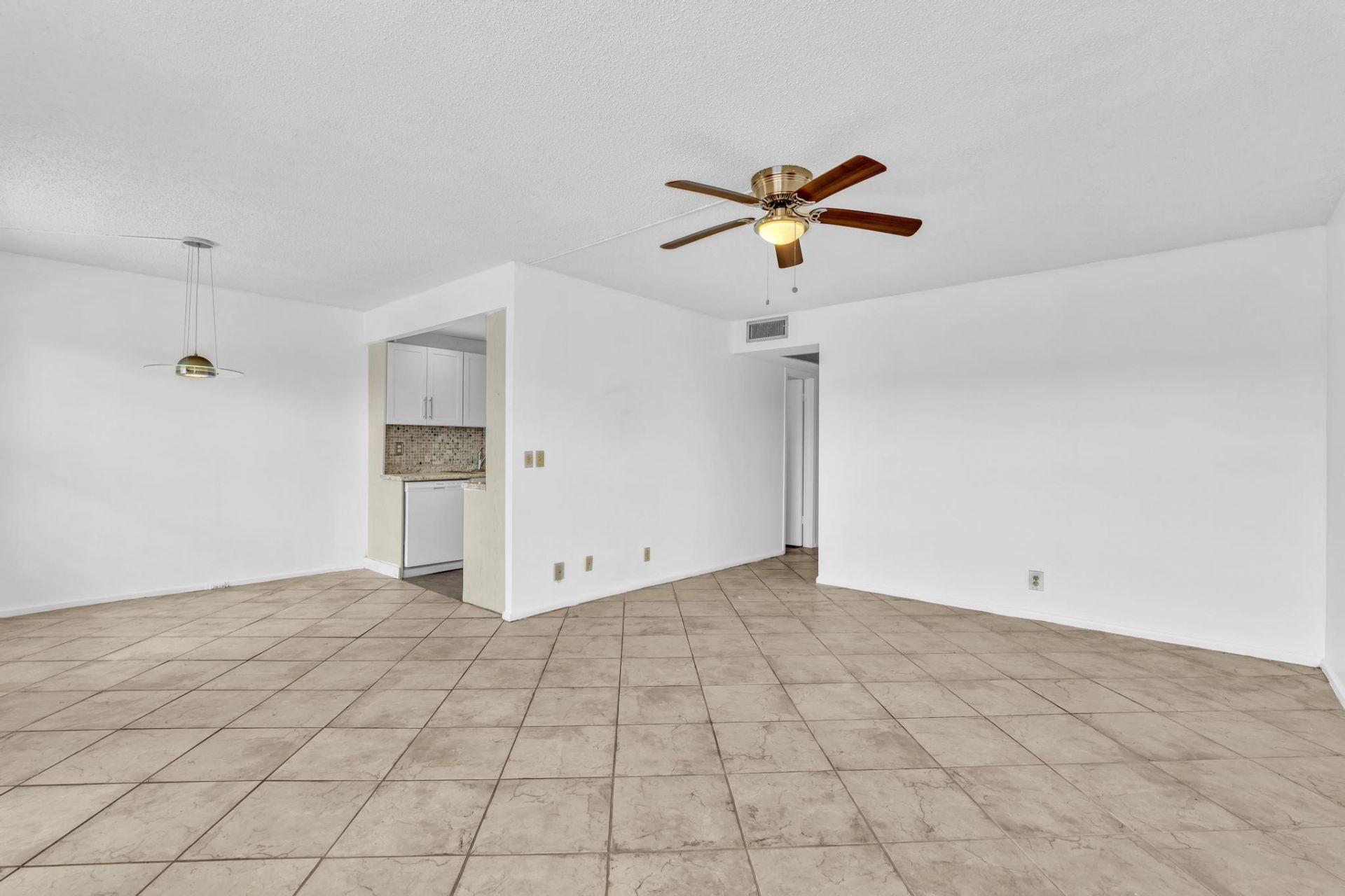 3076 Cornwall D, Boca Raton, FL 33434 Photo