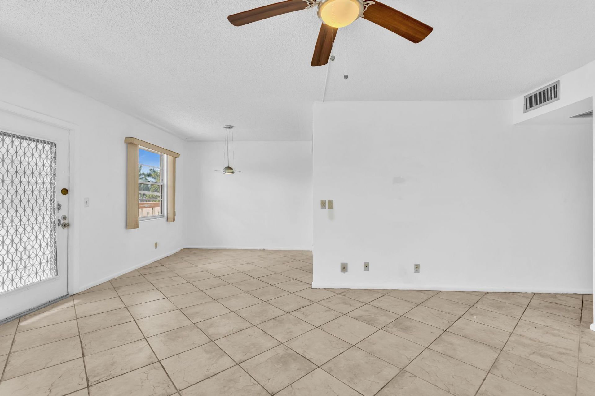 3076 Cornwall D, Boca Raton, FL 33434 Photo