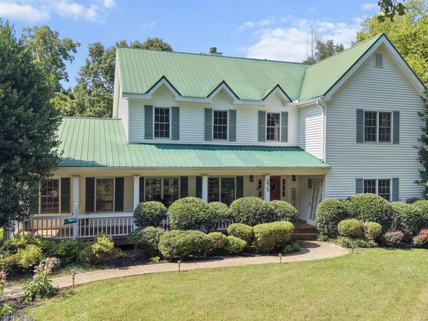 275 Kings Grant Rd, Maryville, TN 37804