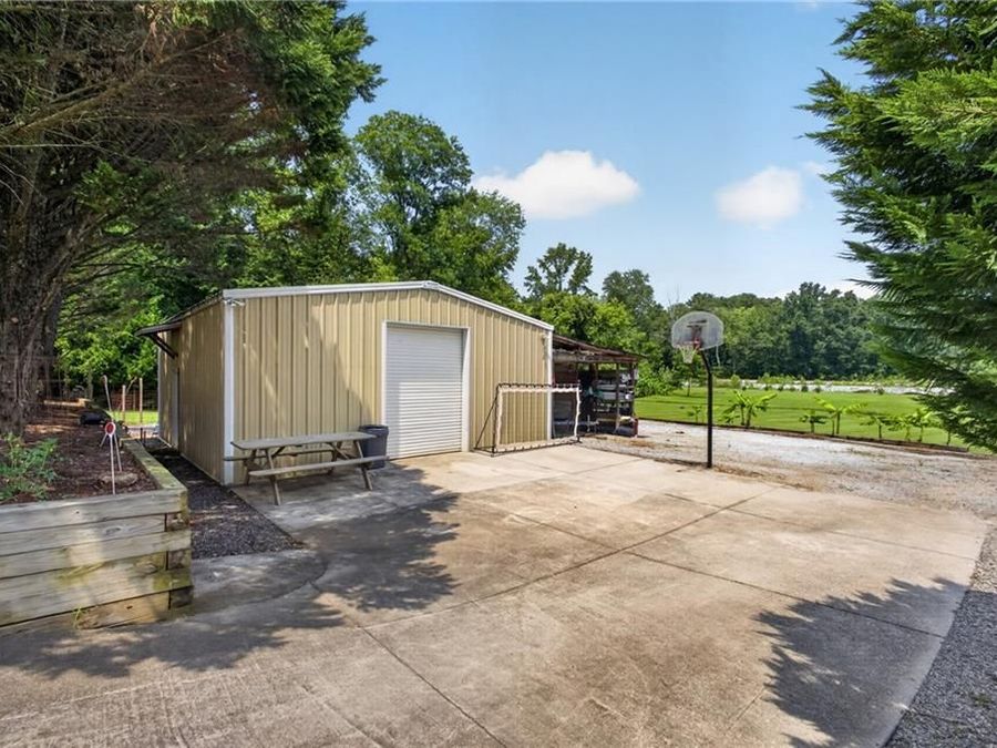 Property Image 35