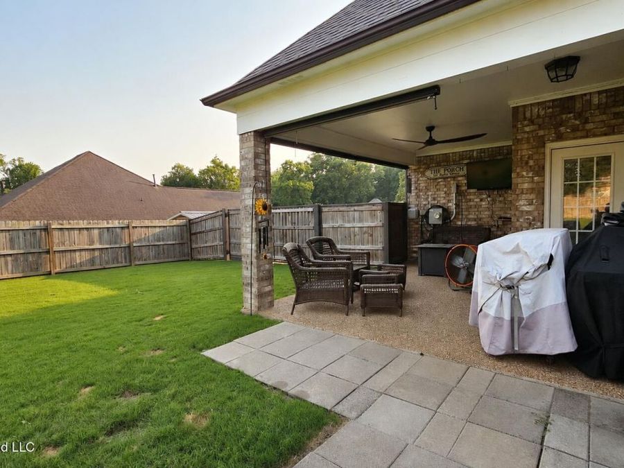 Property Image 37