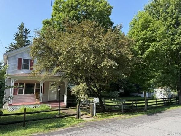 30 Fisk Street , Red Hook, NY 12571