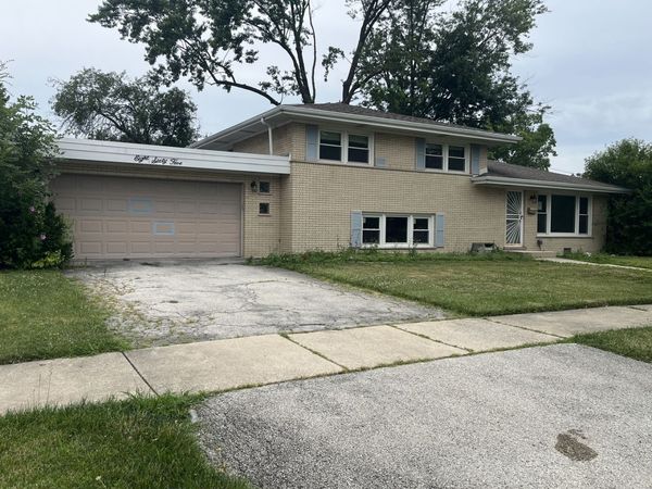 865 E 165th Street , South Holland, IL 60473