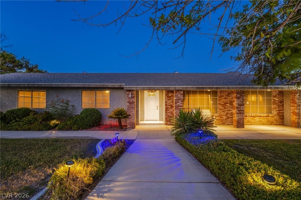 6050 Duncan Drive, Las Vegas, NV 89108 Main Photo