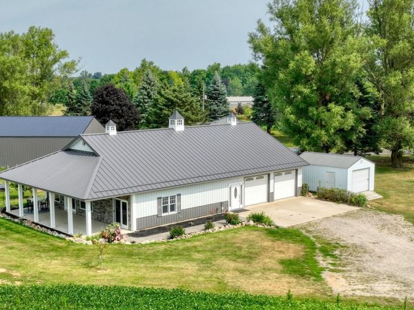 2282 N Lake Wilson Road, Hillsdale, MI 49242