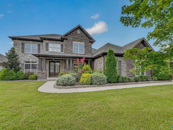 3019 Laurel Cove Way, Gurley, AL 35748