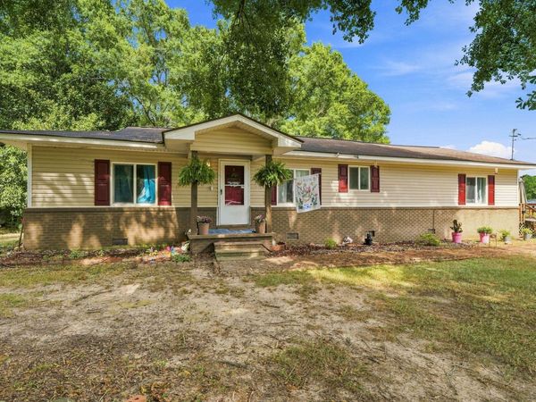 796 Mississippi 15, Stringer, MS 39481