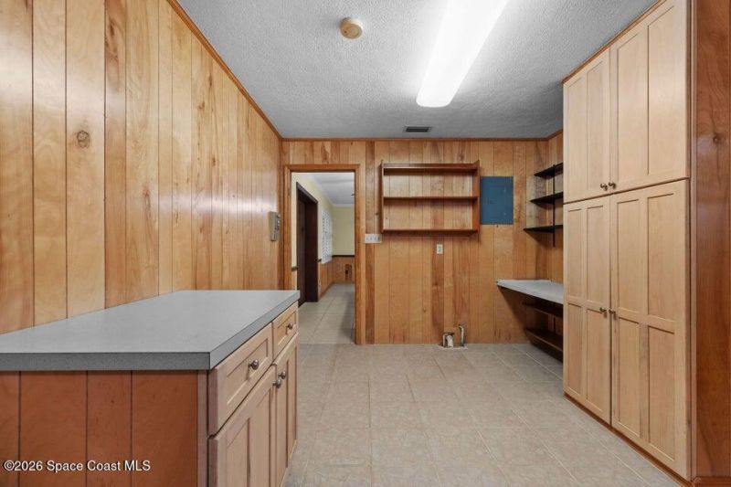 3324 Sunrise Boulevard , Fort Pierce, FL 34982 Photo