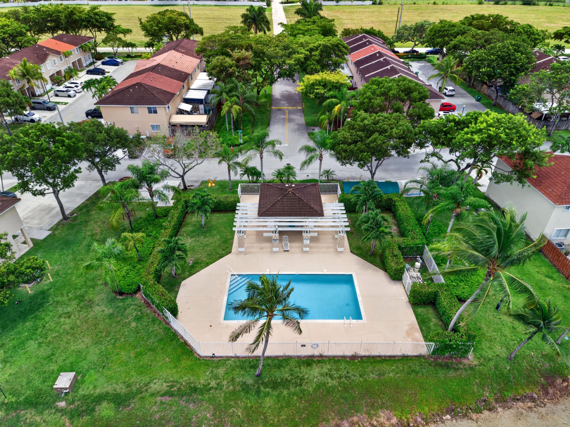 13930 SW 175th Terrace, Miami, FL 33177 Photo