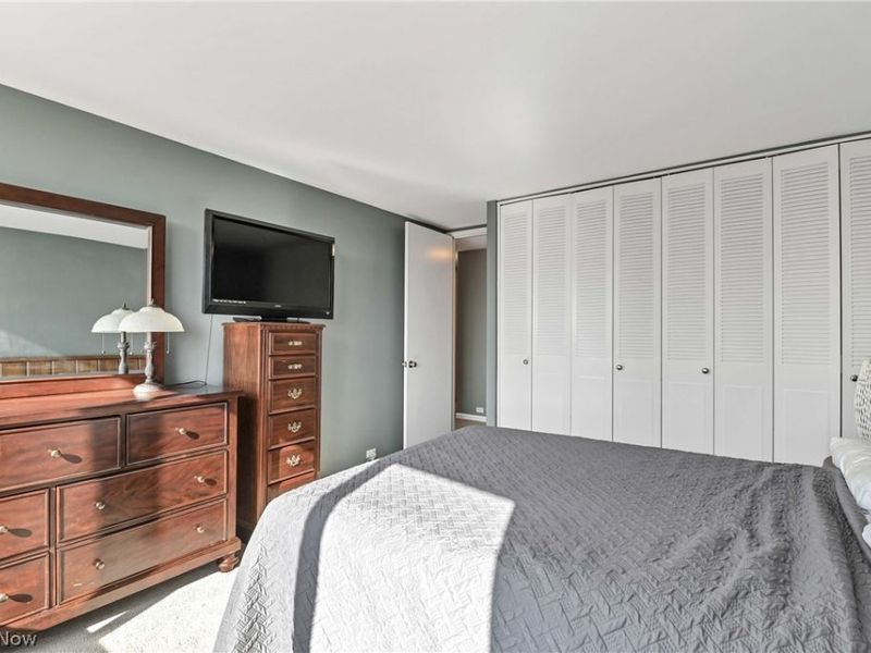 12700 Lake Avenue, Unit 1210, Lakewood, OH 44107 Photo 12