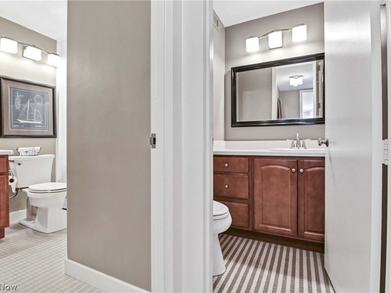 12700 Lake Avenue, Unit 1210, Lakewood, OH 44107 Photo 14