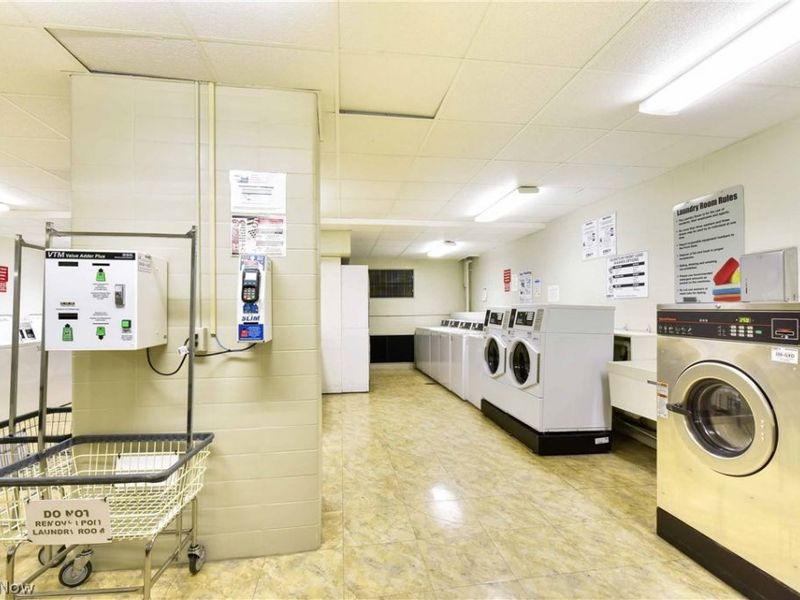 12700 Lake Avenue, Unit 1210, Lakewood, OH 44107 Photo 35