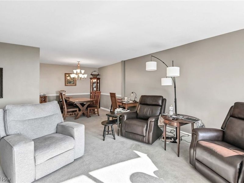 12700 Lake Avenue, Unit 1210, Lakewood, OH 44107 Photo 7