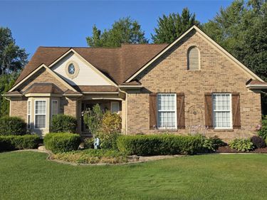 5818 Pine Trace Court, Genoa Township, Mi 48843