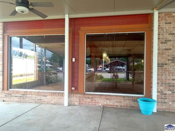 2750 S 3rd Street, Terre Haute, IN 47802