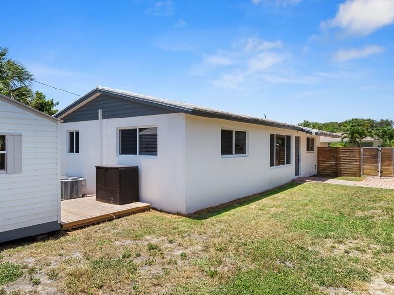 1632 N L Street, Lake Worth Beach, FL 33460 Photo