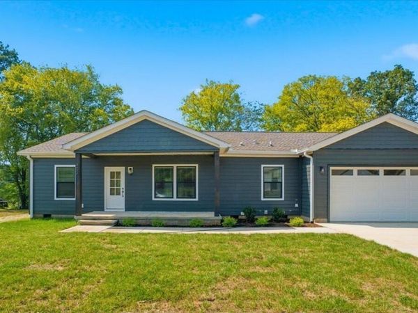 452 Federal Ferry Circle, Vonore, TN 37885