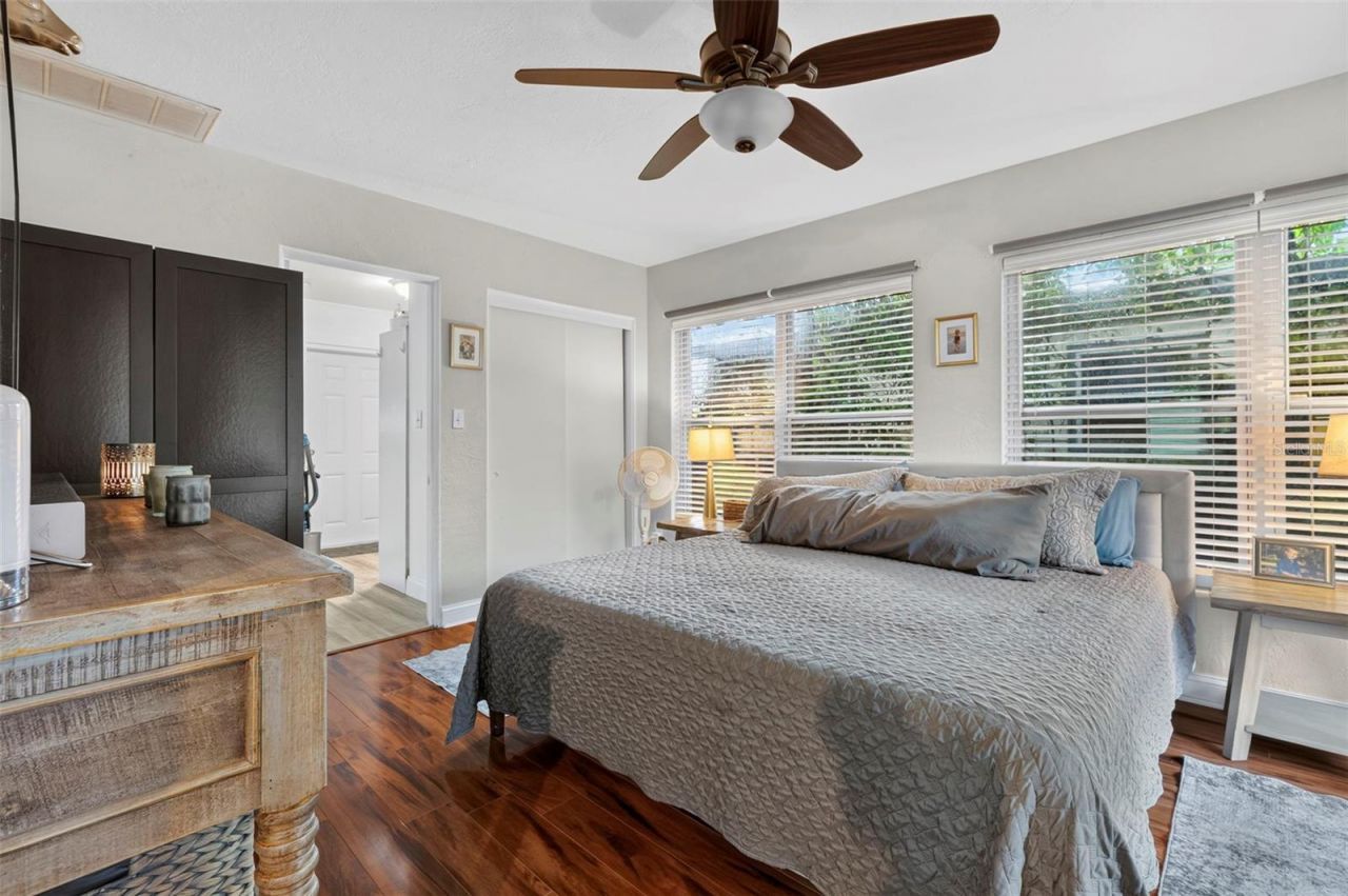 1226 49th Avenue N, Saint Petersburg, FL 33703 Photo
