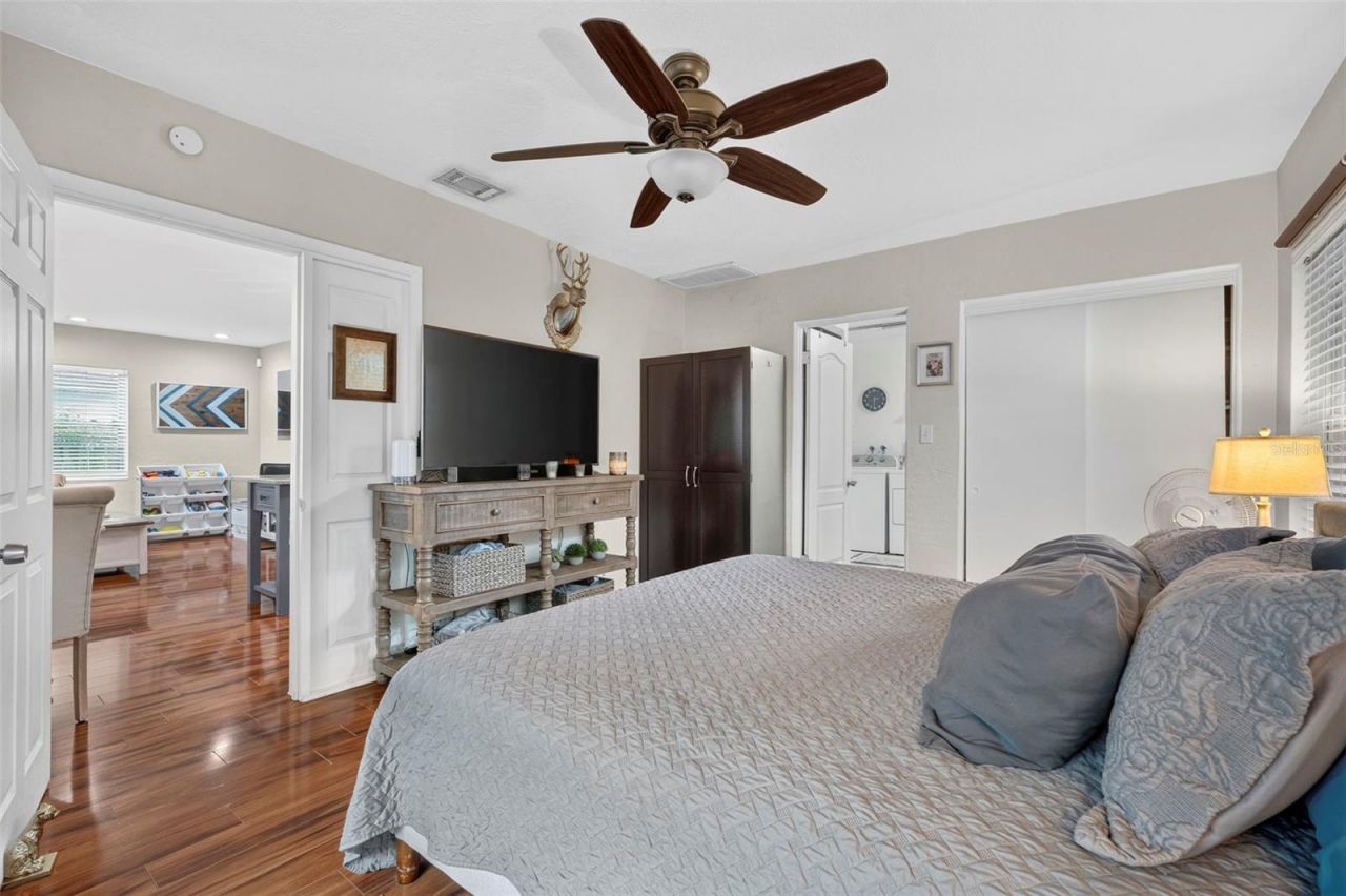 1226 49th Avenue N, Saint Petersburg, FL 33703 Photo