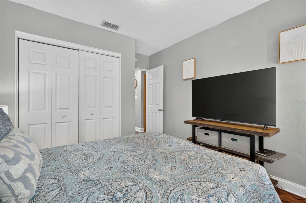 1226 49th Avenue N, Saint Petersburg, FL 33703 Photo