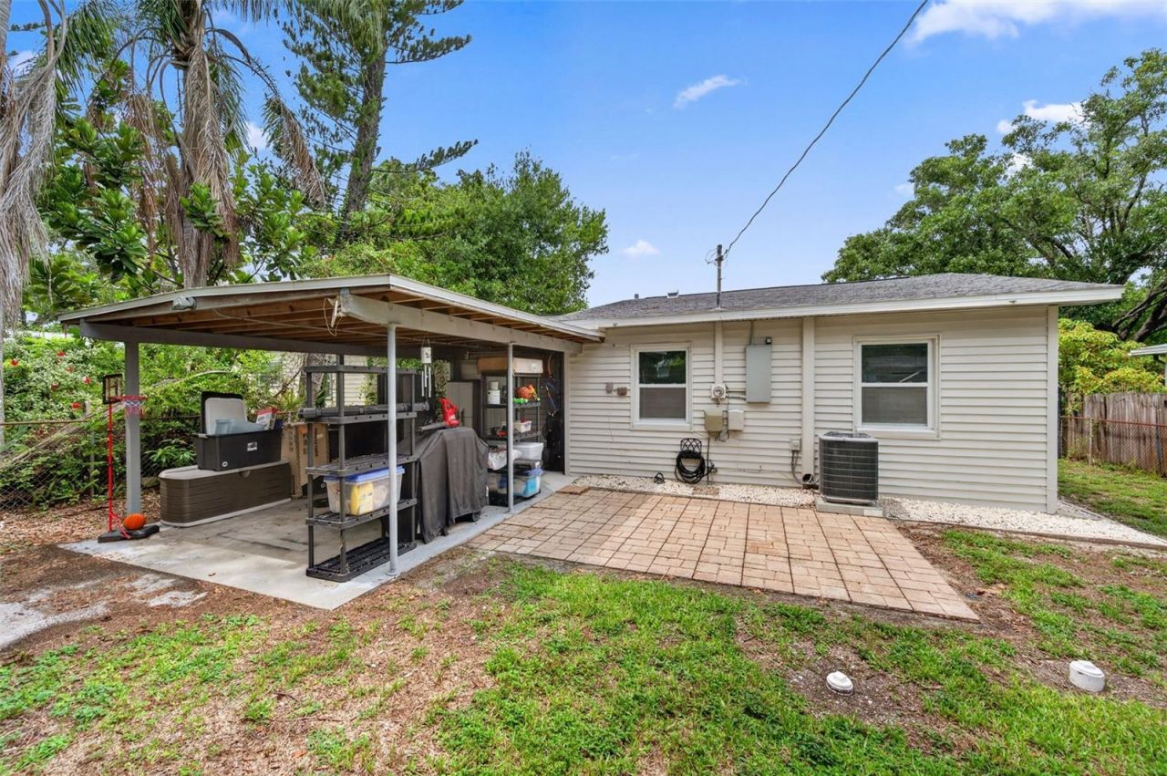 1226 49th Avenue N, Saint Petersburg, FL 33703 Photo