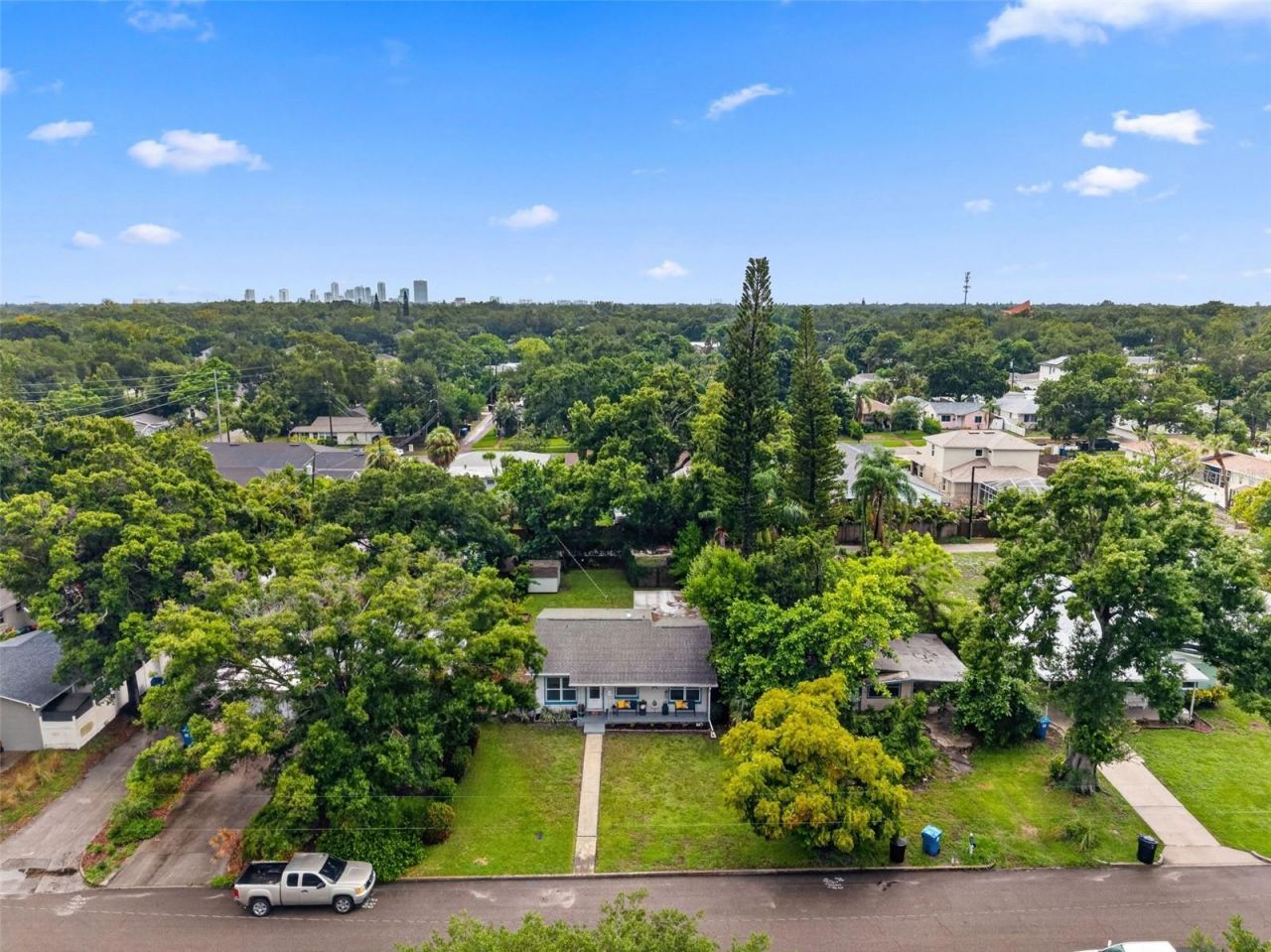1226 49th Avenue N, Saint Petersburg, FL 33703 Photo