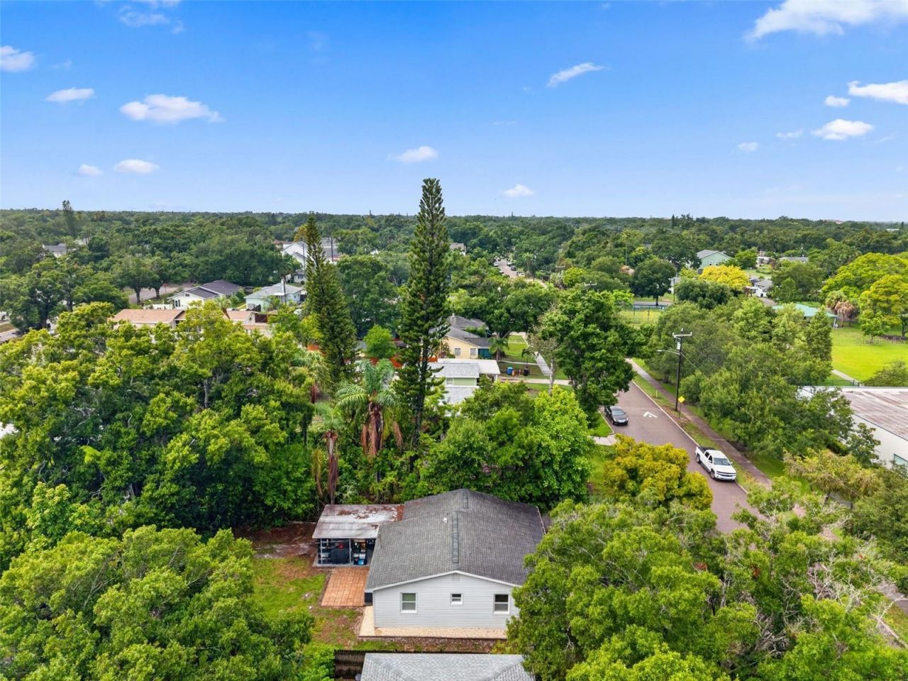 1226 49th Avenue N, Saint Petersburg, FL 33703 Photo