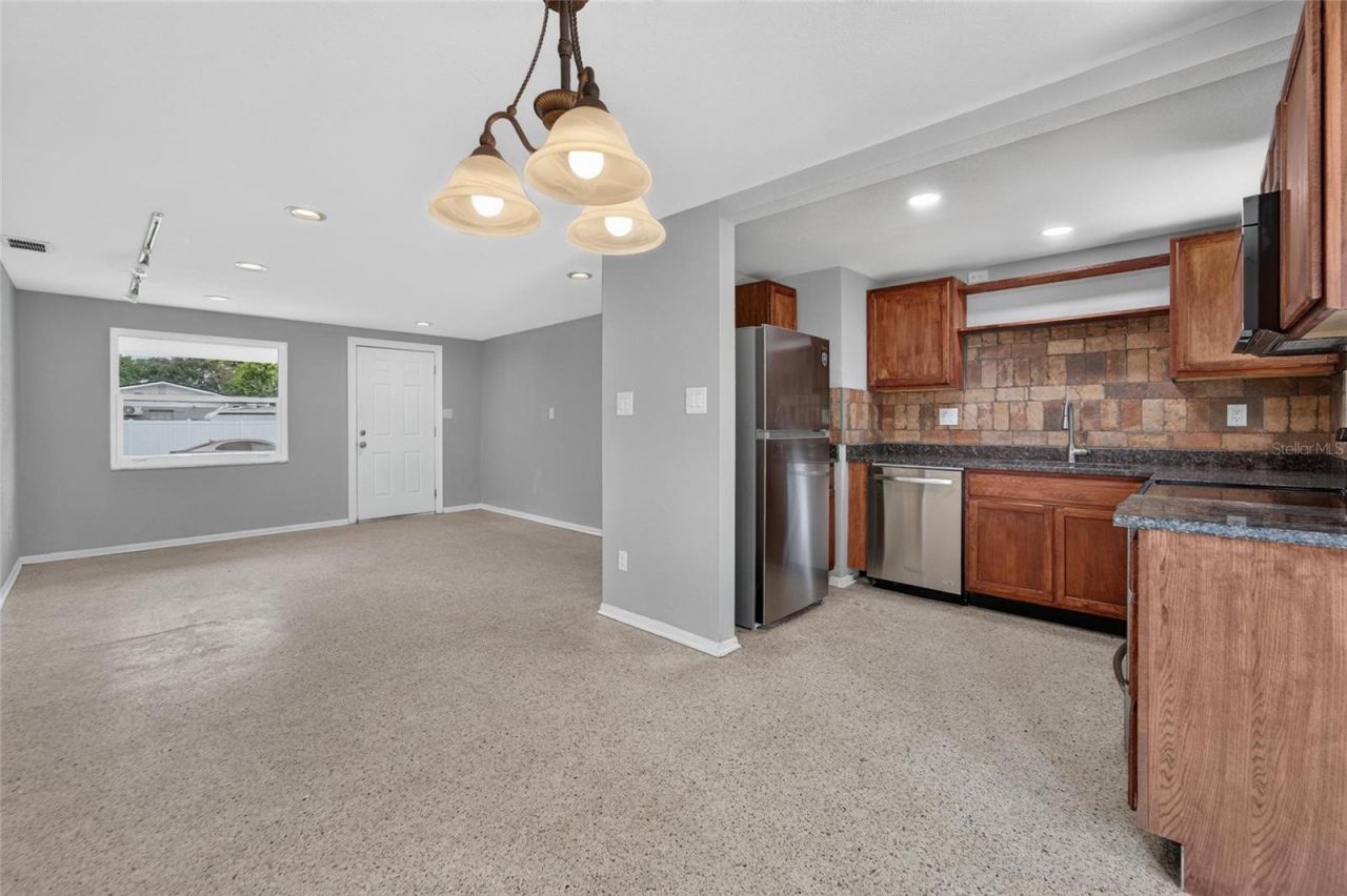 506 Shamrock Road, Brandon, FL 33511 Photo