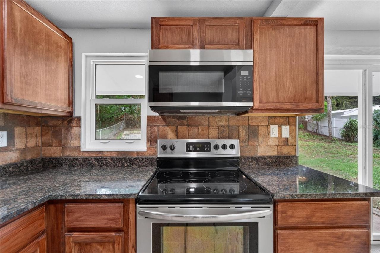 506 Shamrock Road, Brandon, FL 33511 Photo